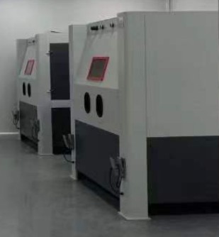 無塵噴砂機廠家電話多少？挑選合適設備的技巧和注意事項